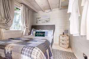 Photo 34- click for photo gallery